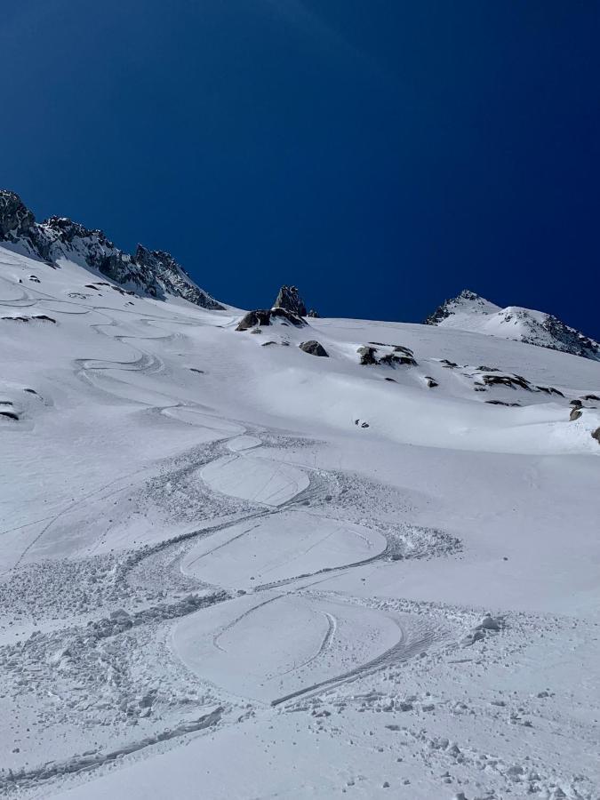Appartement Avec Jacuzzi Dans Chalet Prive, Grande Terrasse, Parking Gratuit Les Houches Εξωτερικό φωτογραφία